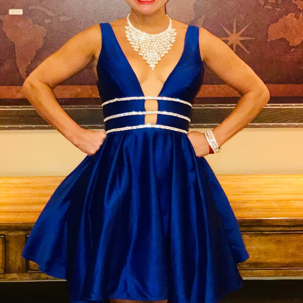 SHOW STOPPER! Worn once, no flaws!